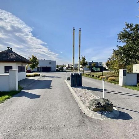 Luxus Appartement Am Golfplatz Und Therme Lutzmannsburg Zsira Exteriör bild