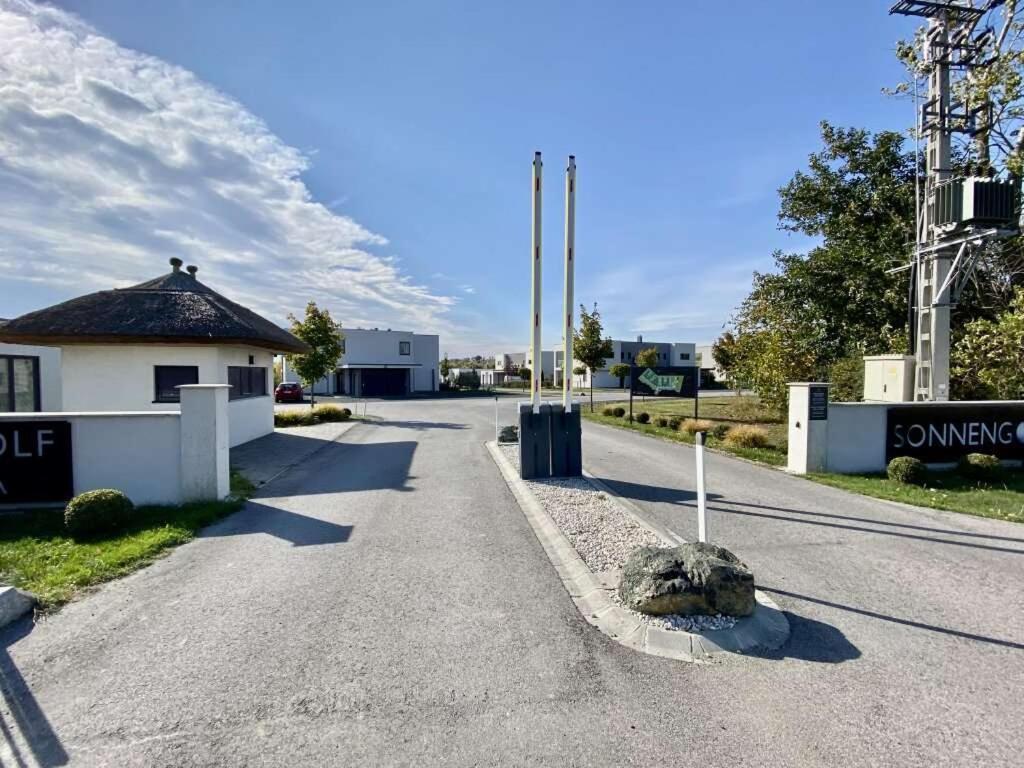 Luxus Appartement Am Golfplatz Und Therme Lutzmannsburg Zsira Exteriör bild